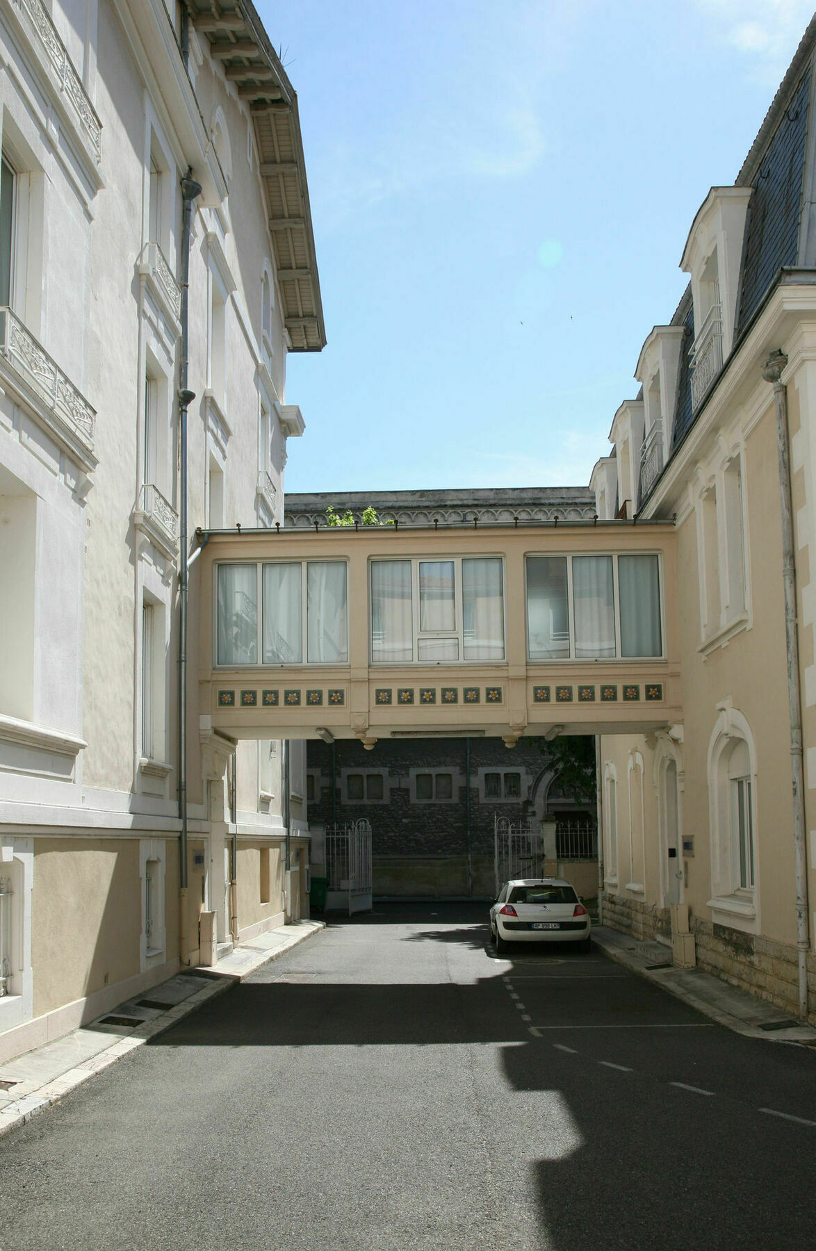 Aparthotel Les Cordeliers 2*